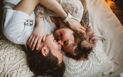 Sexualidad y Comunicación: Por Qué No Puedes Hablar de Sexo con tu Pareja