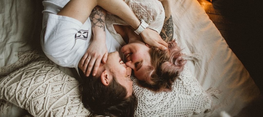 Sexualidad y Comunicación: Por Qué No Puedes Hablar de Sexo con tu Pareja